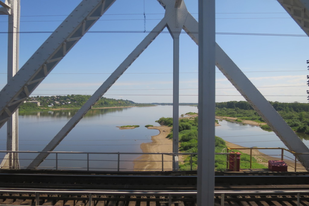 Train #20 between Moscow and Irkutsk (2014/07/13 10:47:56+04:00)