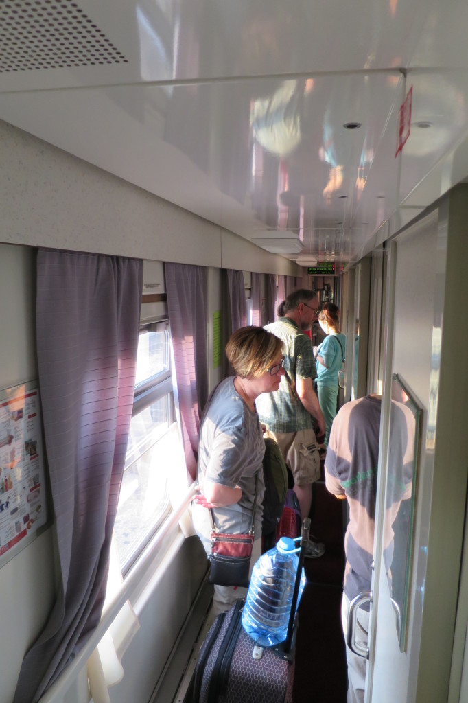 Train #20 between Moscow and Irkutsk (2014/07/16 07:25:01+09:00)