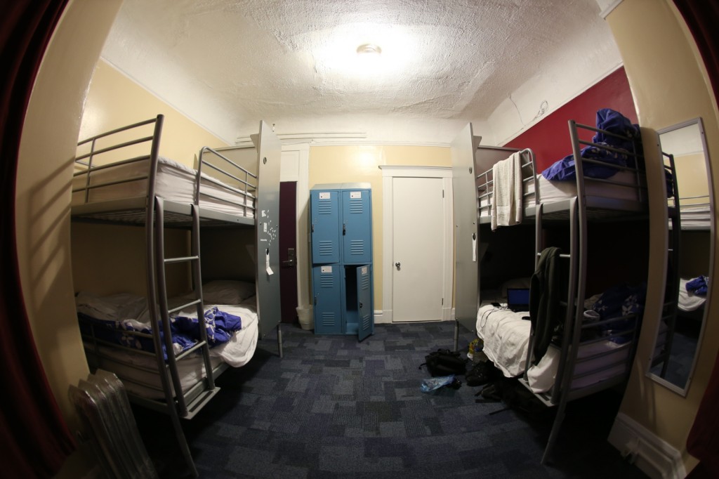 sanfrancisco-02-dorm_room_at_the_hostel-20150301_061849_6d_img_5992_down1600