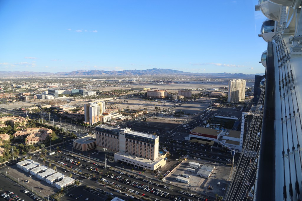 lasvegas-84-near_the_top_of_the_high_roller-20150312_174339_6d_img_7302_down1600