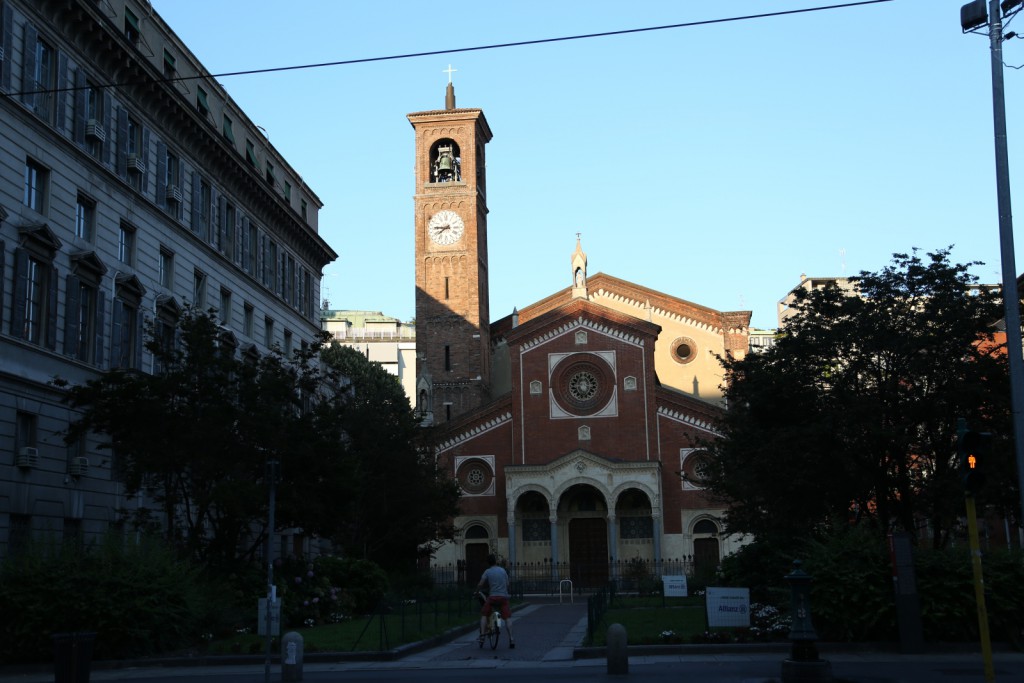 Piazza Sant'Eufemia, Milan (2015/08/02 19:46:52+02:00)