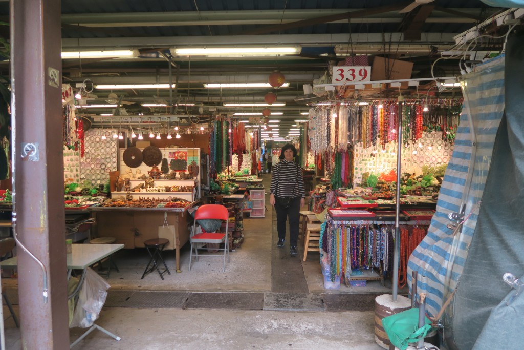 Jade Market, Yau Ma Tei, Hong Kong (2016/02/11 12:04:39+08:00)