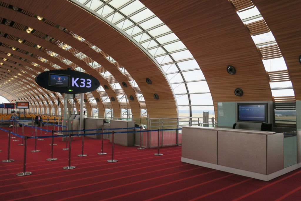 Charles de Gaulle Airport, Paris, France (2016/07/01 17:19:16+02:00)