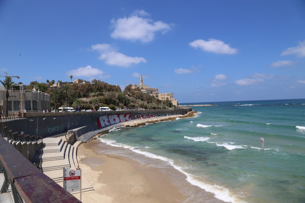 Homat HaYam Promenade, Tel Aviv, Israel (2016/07/03 11:07:53+03:00)