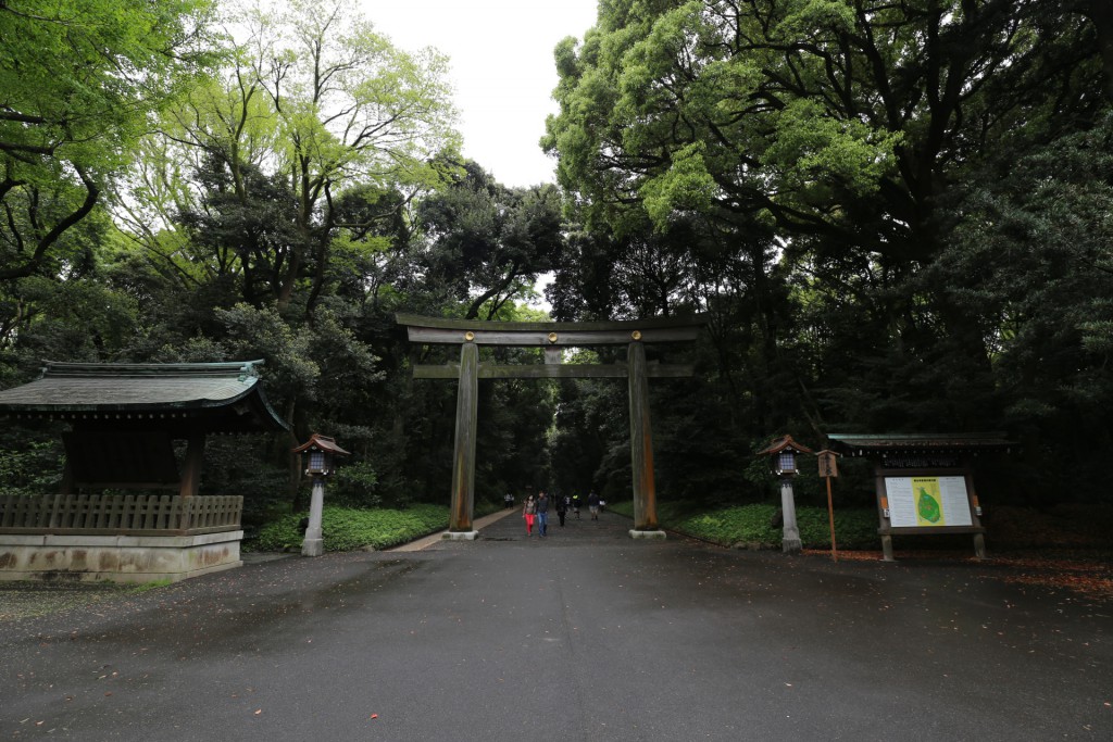 011-next_stop_meiji_shrine-20160424_121758_6d_img_3048_down1920