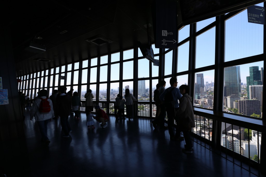 092-...and_since_most_people_are_going_to_the_Skytree_these_days_its_not_too_full_here-20160429_131119_6d_img_3433_down1920