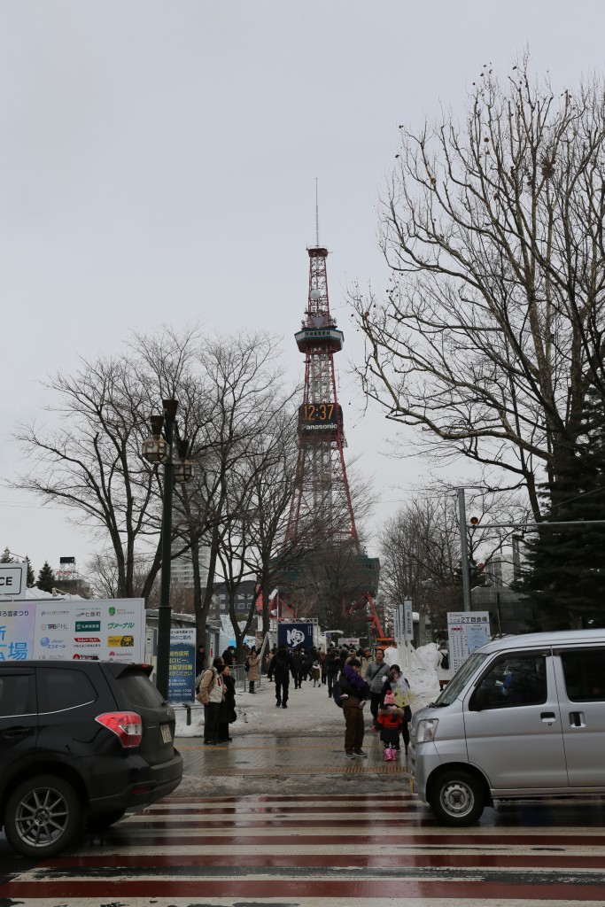 038-Time_to_visit_the_Sapporo_TV_Tower-TZ2_JST_20170206_123726_5d3_ed2b2411_down1920